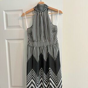 Black and White Ark & Co. Maxi